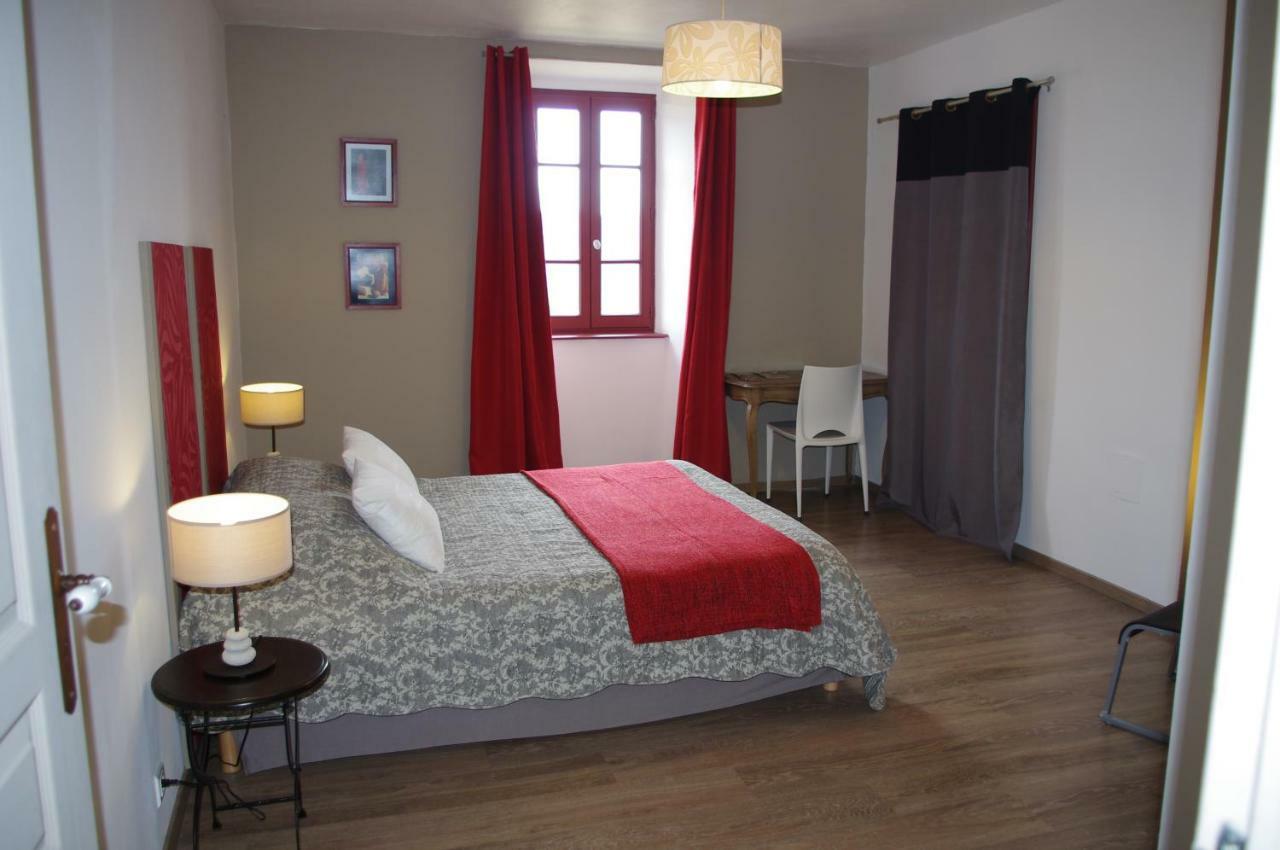 Hôtel La Haute Maurelle à Joannas Extérieur photo
